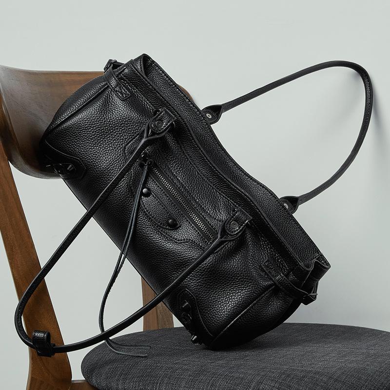 Mithi Baguette Shoulder Bag